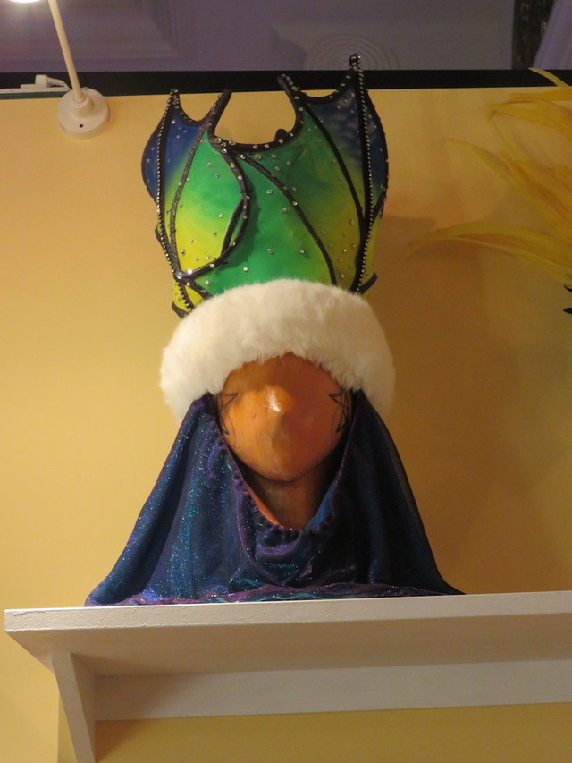 D23 Expo Japan 2015 - 東京ディズニーリゾート特別展示 - コスチューム展示 帽子