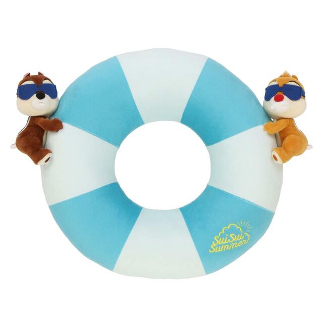 クッション 3,900円｜東京ディズニーリゾート「SuiSui Summer」グッズ｜発売日：2024年6月13日（木）｜販売店舗：東京ディズニーランド「グランドエンポーリアム」、東京ディズニーシー「ガッレリーア・ディズニー」