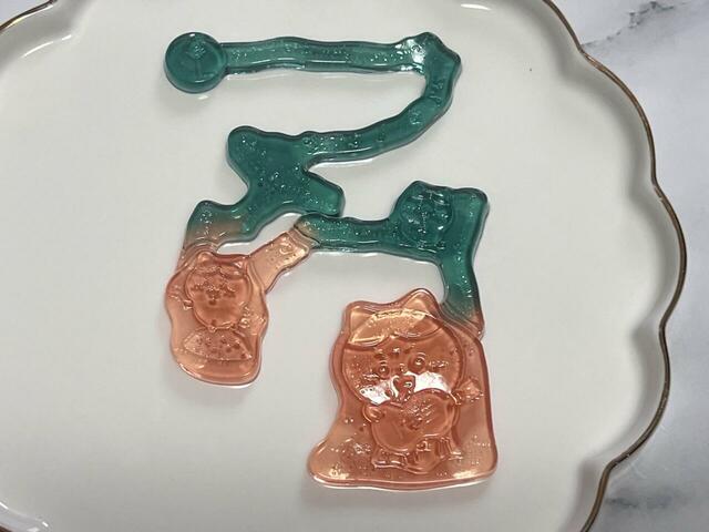 こちらも綺麗に外すことができました。ハチワレファンのためのグミと言っても過言ではありませんね♪