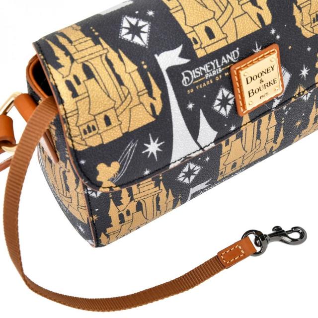 【Dooney & Bourke】ティンカー・ベル ショルダーバッグ Disneyland Paris 30th Castle 33,000円