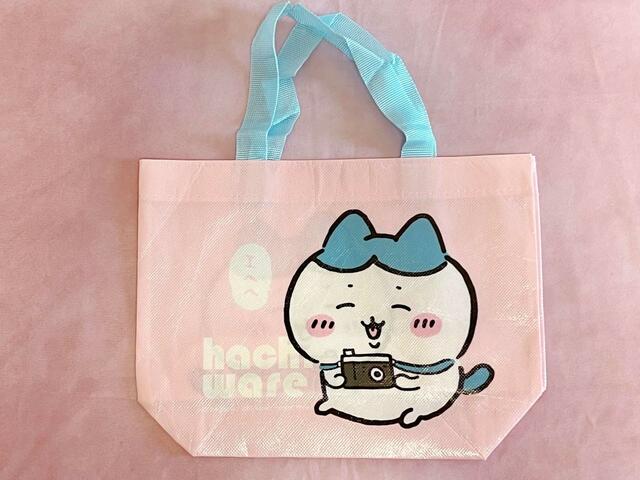 【ちいかわ100円雑貨】ハチワレはピンク！