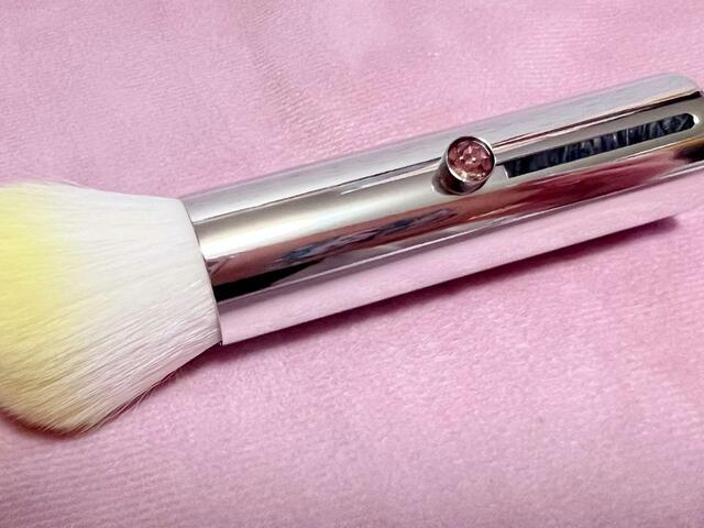 【3COINS×セーラームーン】ピンクのキラキララインストーンがキュート！