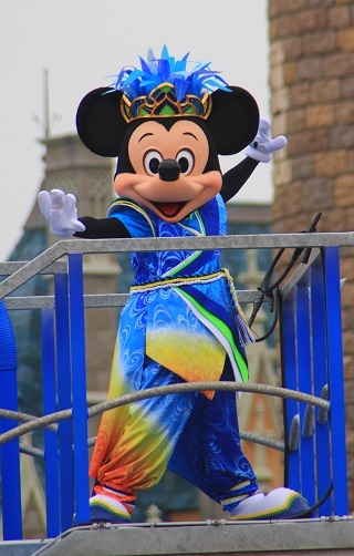 ただただかっこいいミッキーをお楽しみください