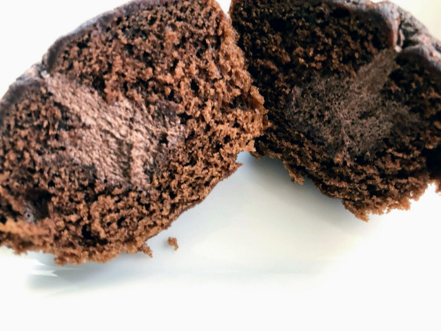 ダブルチョコマフィン　7個入　170円（税込）