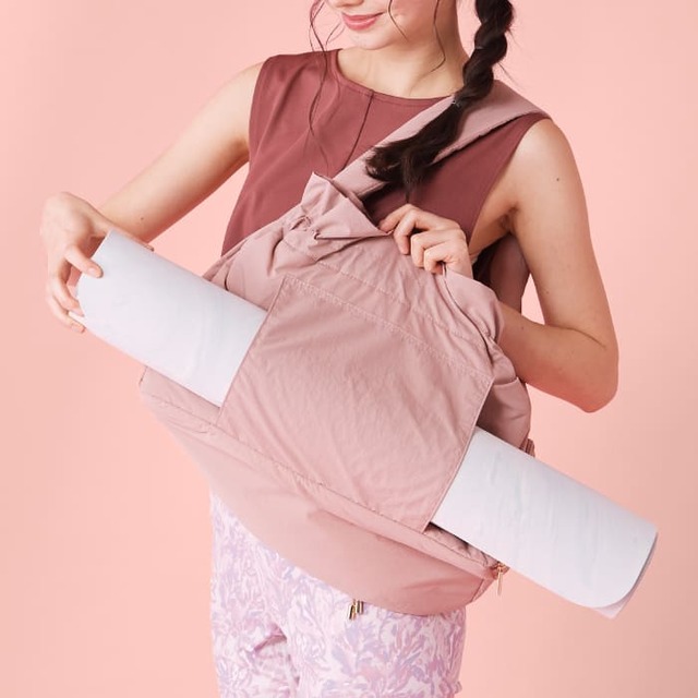 【Francfranc】持ち運びしやすいヨガマットホルダー