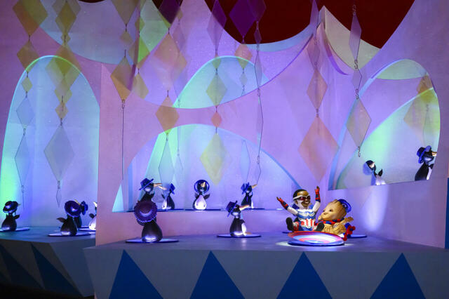 イッツ・ア・スモールワールド withグルート｜東京ディズニーランド