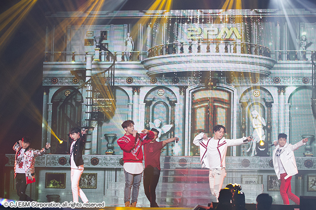 2PM 『KCON 2016 Japan』4月10日@幕張メッセ国際展示ホール7,8ホール