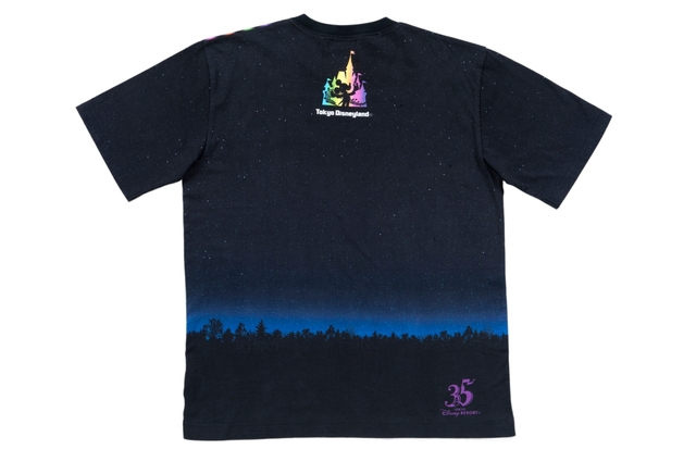 Tシャツ ¥2,900（S・M・L・LL）、¥3,300（3L）｜東京ディズニーランド「Celebrate! Tokyo Disneyland」スペシャルグッズ（2018年）