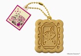 【ムーミンショップ パティスリー ミニチュアキーホルダー】クリームサンドクッキー リトルミイ