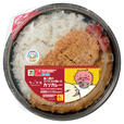 映画ちいかわ 島二郎のスパイスの効いたカツカレー 価格:698円(税込753.84円)