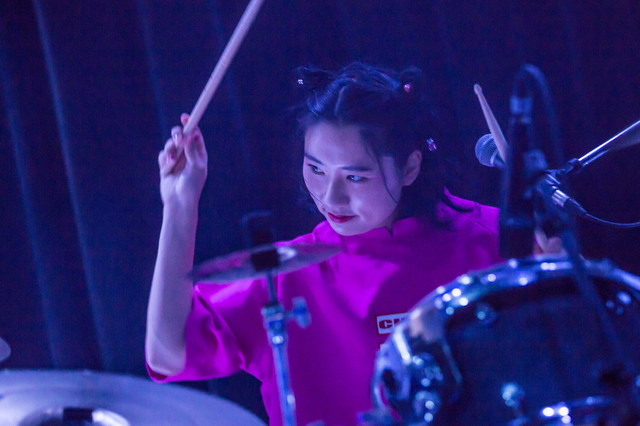 ユナ　撮影：中磯ヨシオ