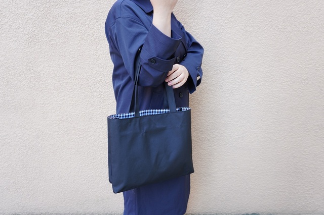 【『GLOW（グロー）4月号』付録「Aquascutum（アクアスキュータム）」トートバッグ】品格を感じられるデザインが魅力