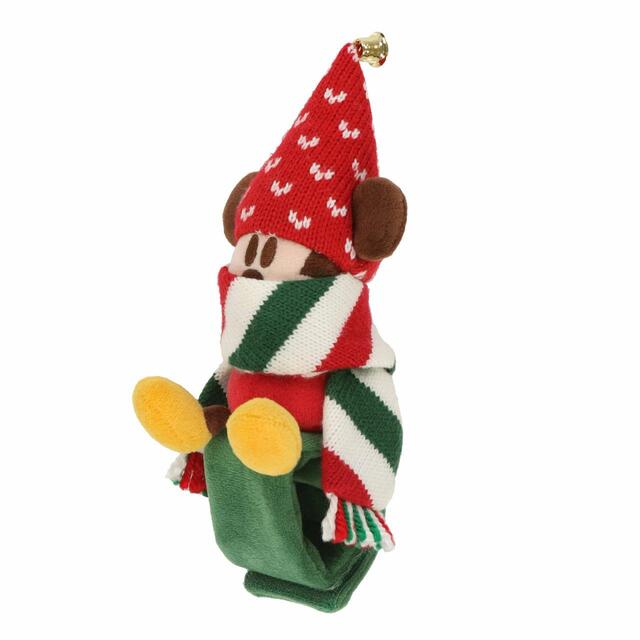 ぬいぐるみバンド 2,600円｜「ディズニー・クリスマス」スペシャルグッズ｜東京ディズニーリゾート40周年“ドリームゴーラウンド”｜発売日：2023年11月7日（火）｜販売店舗：東京ディズニーランド「ディズニー＆カンパニー」、東京ディズニーシー「エンポーリオ」