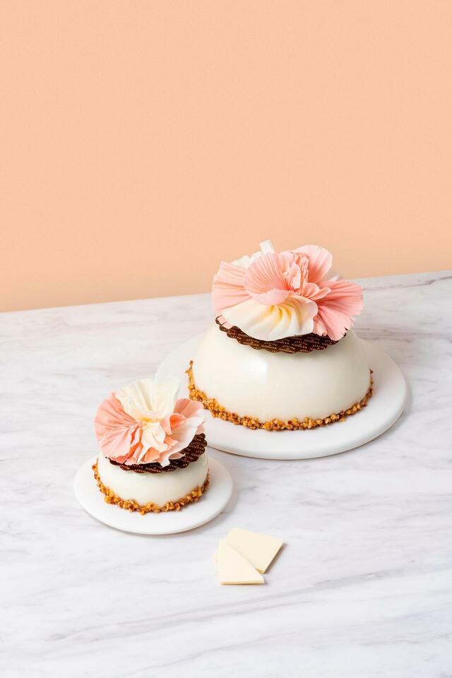 「アトリエ ディアマン ローズ （ピース／ホール） 」＜イートイン/1,199円、イートインセットメニュー/1,859円～、テイクアウト/961円＞【アトリエ ドゥ ゴディバの ホワイトデー＆スプリングスイーツ】