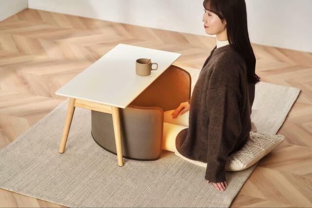 【アイリスオーヤマ ぐるポカパネルヒーター】電源を入れて4時間経つと、使用中のモードのランプが点滅して自動的に電源がオフになる機能も付いています