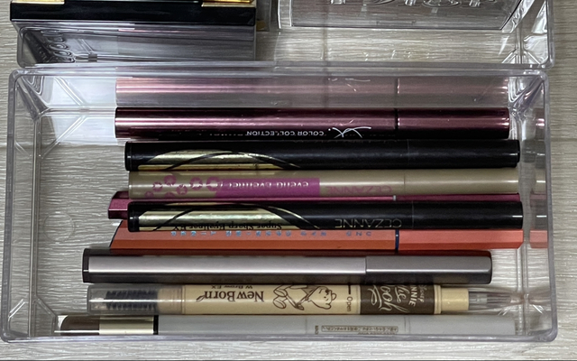 【ダイソー PSクリアケース（2個入、5.5cm×8cm×16cm）】綺麗に収まりました！