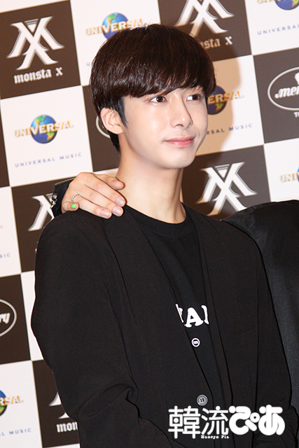 MONSTA X「背が一番高いヒョンウォンです」