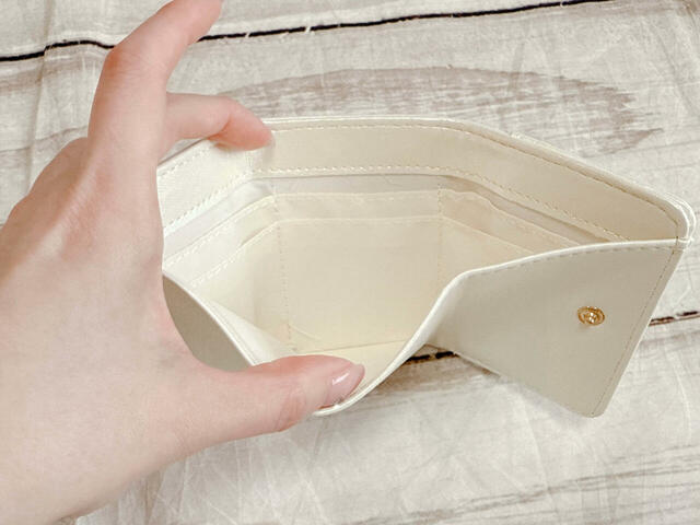 紙幣入れもみやすい！