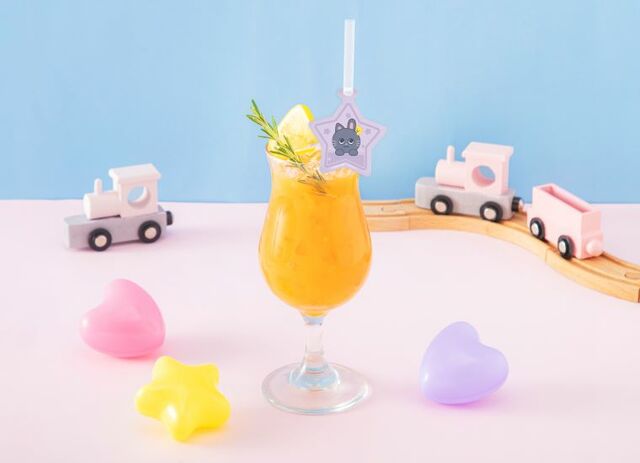 ●オレンジドリンク：1,090円（税込）RIIZEカラーのオレンジドリンク☆