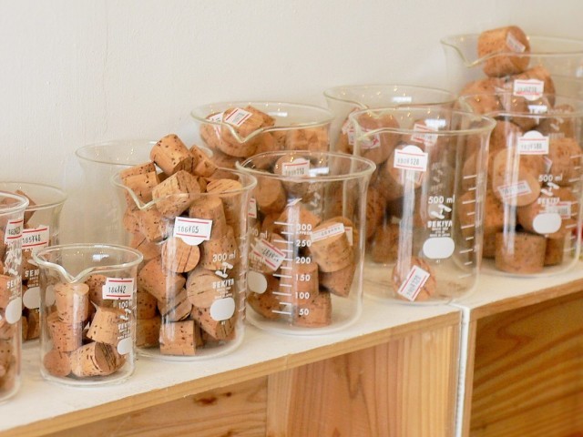 清澄白河『リカシツ』／コルクもいろいろ種類があります