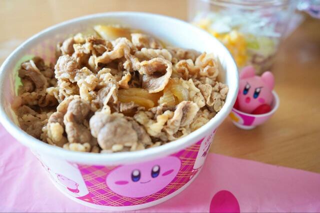 【カービィと吉野家のまんぷく大作戦】1日の販売数が決まっていて、10時から販売開始されます。