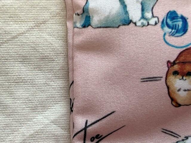 カラーは大人可愛いピンク