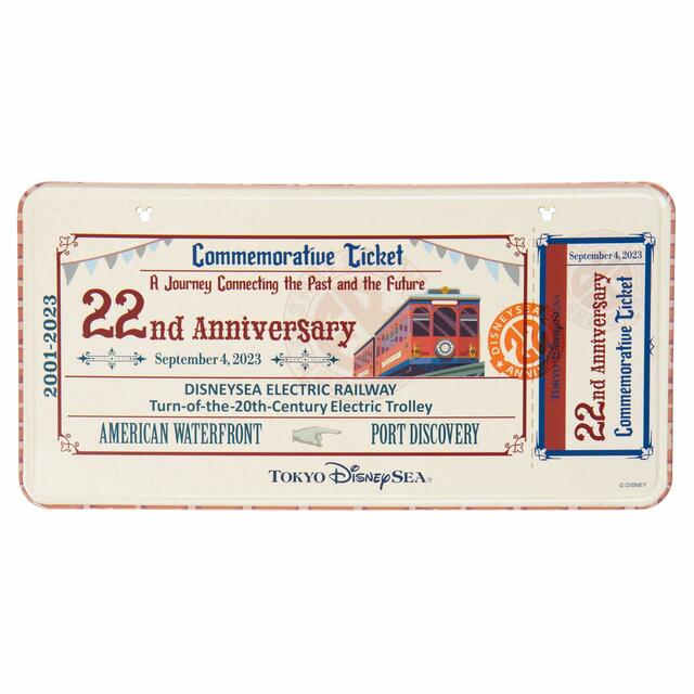 サインプレート 2,500円｜東京ディズニーシー22周年記念グッズ｜販売店舗：東京ディズニーシー「スチームボート・ミッキーズ」｜発売日：2023年9月4日（月）