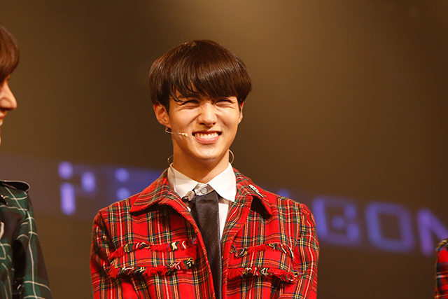 PENTAGONヨウォン　12月10日＠東京・豊洲PIT