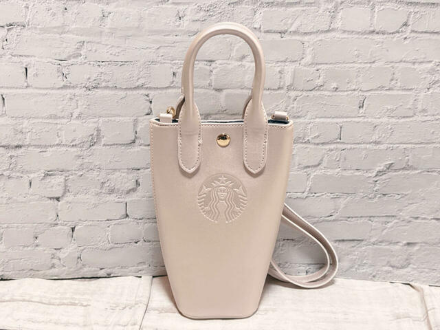 底部に底板入りなので自立します！