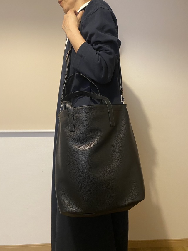 【GLOBAL WORK　PU2WAYショルダーM】性別も季節も問わず使えるのがいいですね◎