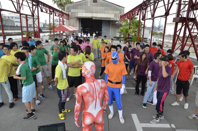 大阪発! これが「珍動会」の超笑える競技だ!