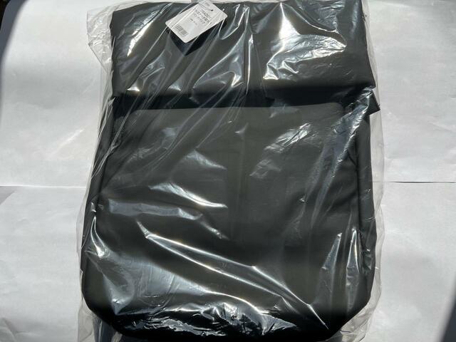 【カインズ TRADDYファスナーが隠れるバックパック】サイズは幅36cm×奥行き12cm×高さ46cm、容量は16L