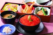 豪快 漁師いくら丼膳