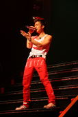 「WOOYOUNG Japan Premium Showcase Tour 2015 