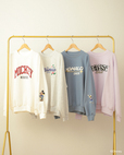 スウェット ￥5,990｜Green Parks ディズニーコレクション「ミッキー＆フレンズ」