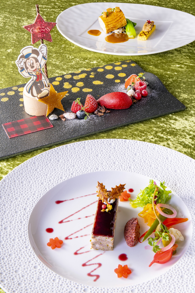 “ディズニー・クリスマス”エンパイア・グリル・ディナー｜ディズニーアンバサダーホテル_「エンパイア・グリル」