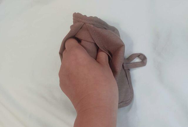 手を入れた様子