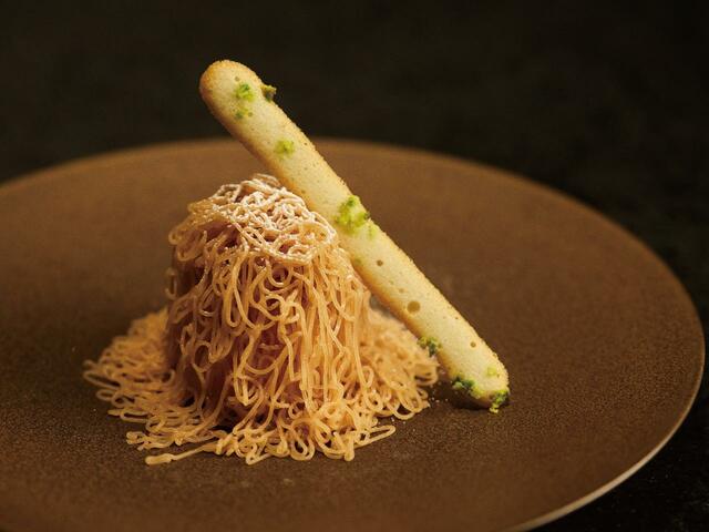 「和栗のしぼりたてモンブラン」＜2024年1月1日(月)～1月3日(水)＞【京王プラザホテル札幌　お正月ランチブッフェ】