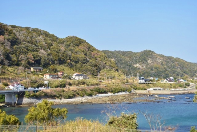 テントの前は穏やかな海!