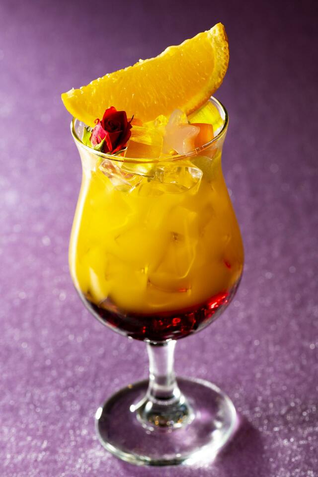 オチェーアノ “ディズニー・ハロウィーン”スペシャルドリンク