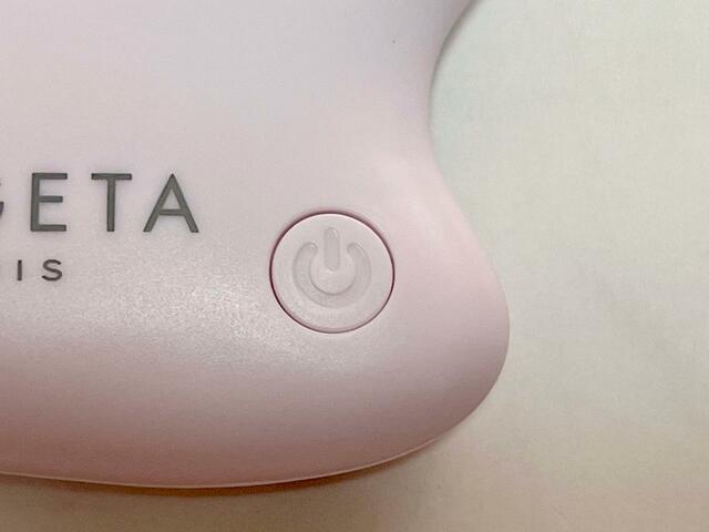 ボタンで電源をオン・オフする仕様です