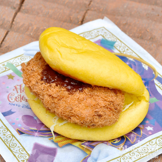 メンチカツサンド