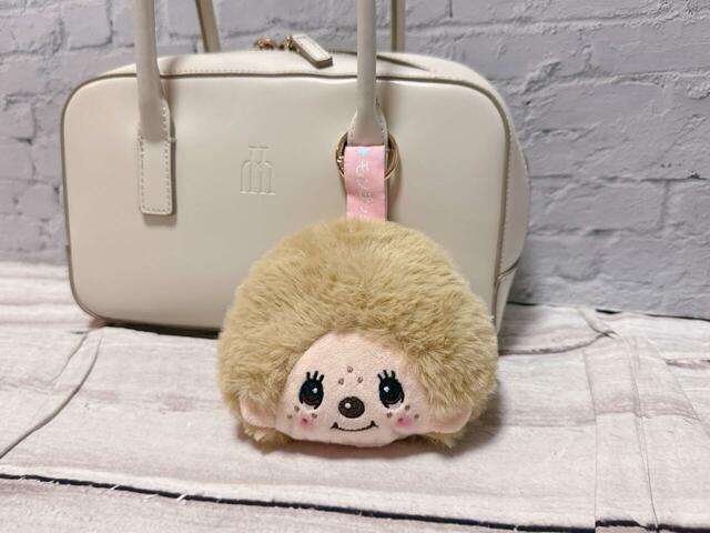 バッグにつけるとこんな感じ。かわいい！