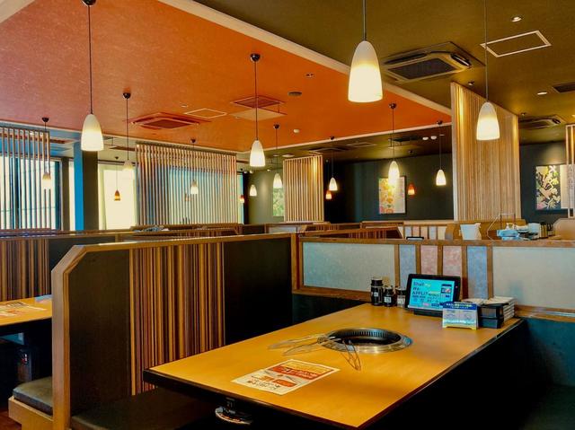 焼肉きんぐ 板橋前野町店の内観