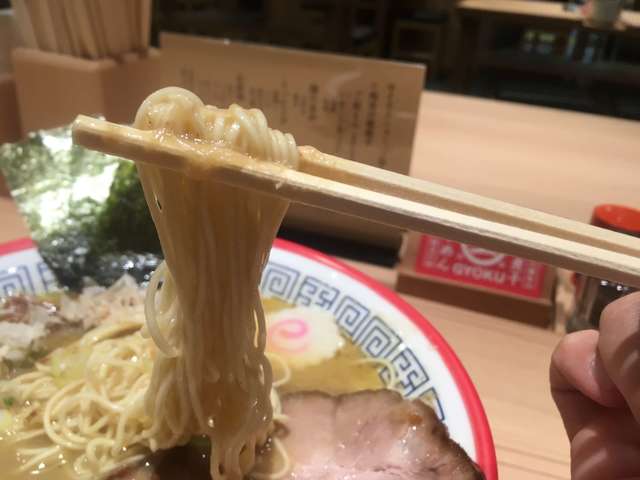 らーめん玉　「とろりそば（濃厚煮干しらーめん）」