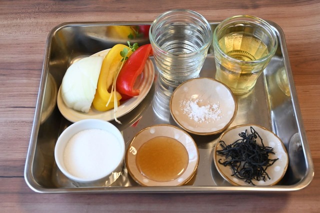 【ひじきとパプリカのピクルス】材料はひじき、パプリカなどお好きな食材で！