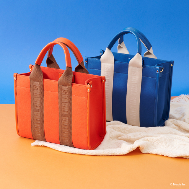 キャンバストートバッグ ¥22,000 レッド/ネイビー 全2色