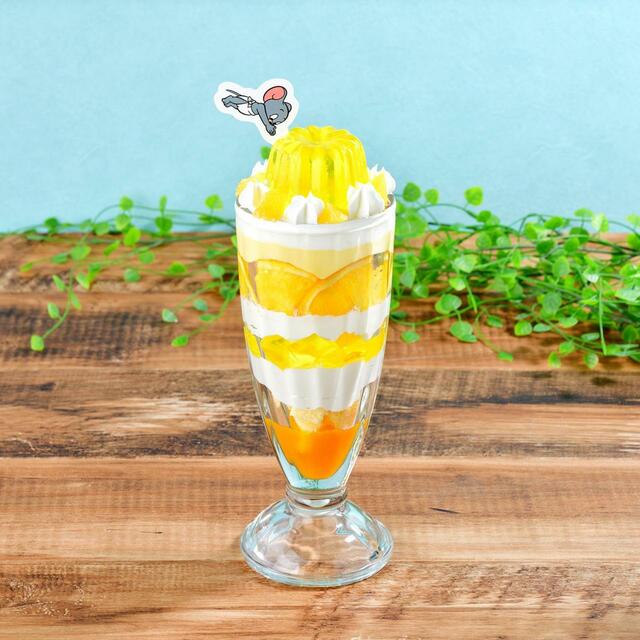 「オレンジアラモード」＜1,188円（税込）＞【「TOM and JERRY DINER」に“フルーツパーラー”がテーマの期間限定メニューが登場】