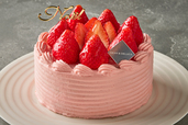 「ダブルストロベリーショートケーキ」<価格:5,184円(税込)>【DEAN&DELUCAの「2026年 クリスマスメニュー」をご紹介!ホリデーを彩るケーキ&デリの予約は、2026年11月6日よりスタート!】