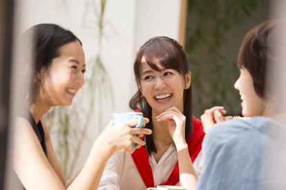 ママ友 心理カウンセラーに聞いた マウンティング の心理と対処法 1 2 ハピママ